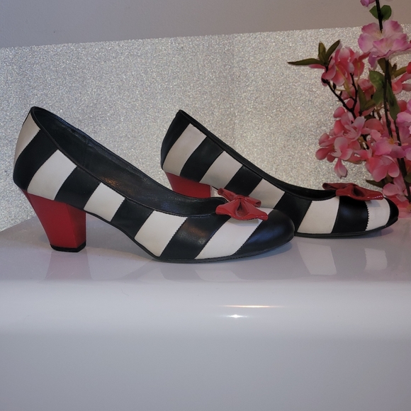 Size 9.5 (EUR41) Lola Ramona Striped Pumps - Picture 5 of 5